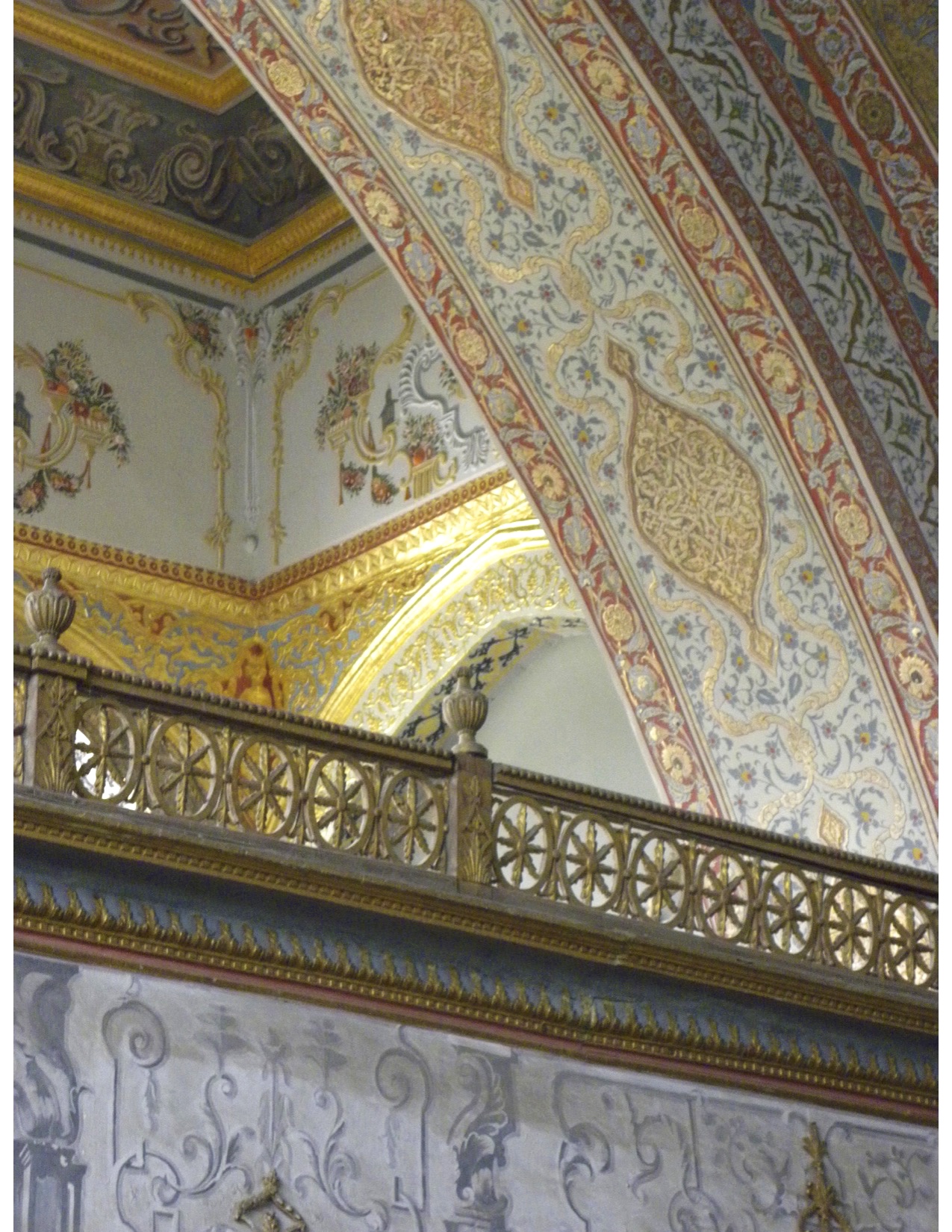 Topkapi+Palace+Istanbul.jpg