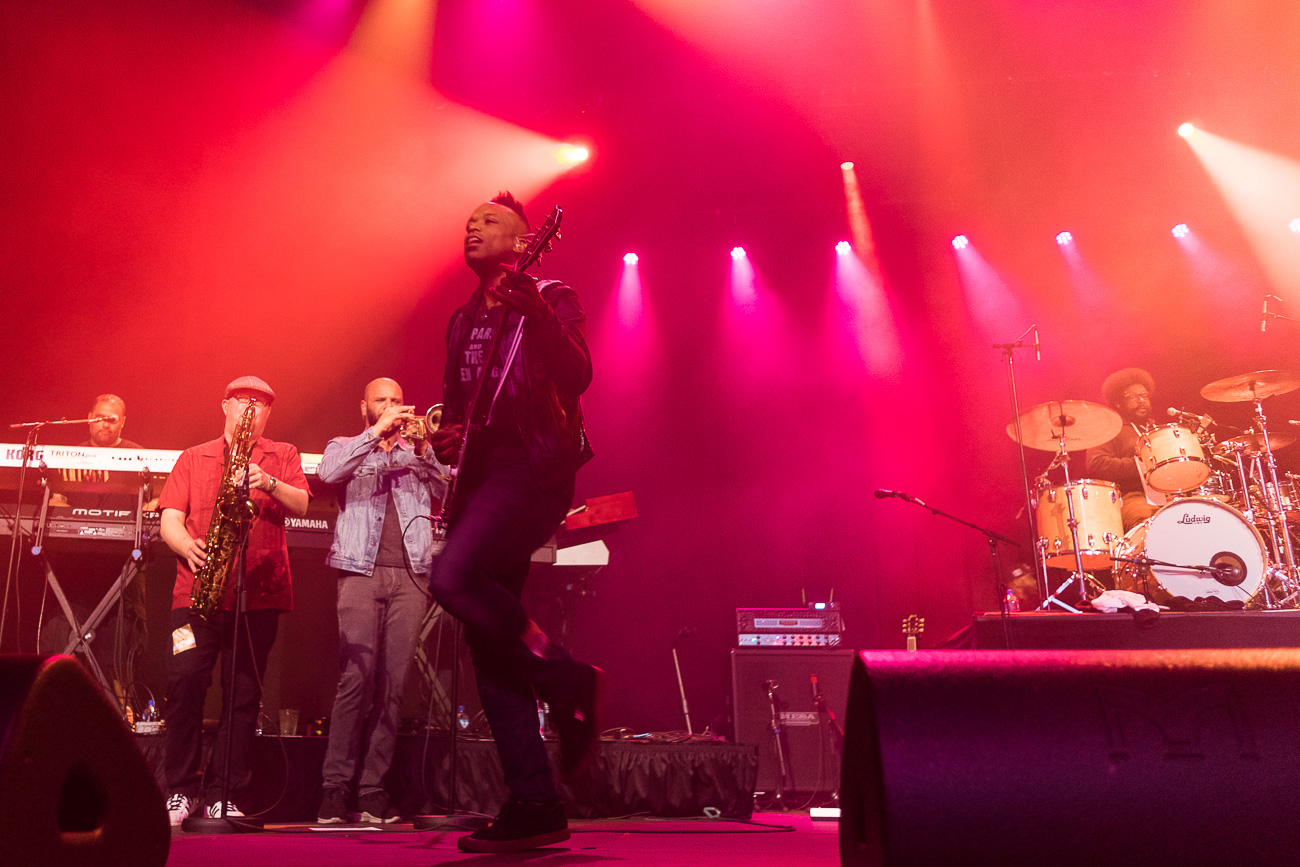 theroots_orph_0416-7.jpg