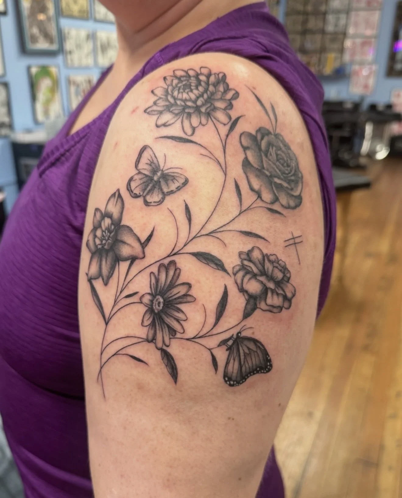 DowntownStLouisTattooArtists_AdrianaMaria_RecentTattoo1.jpg