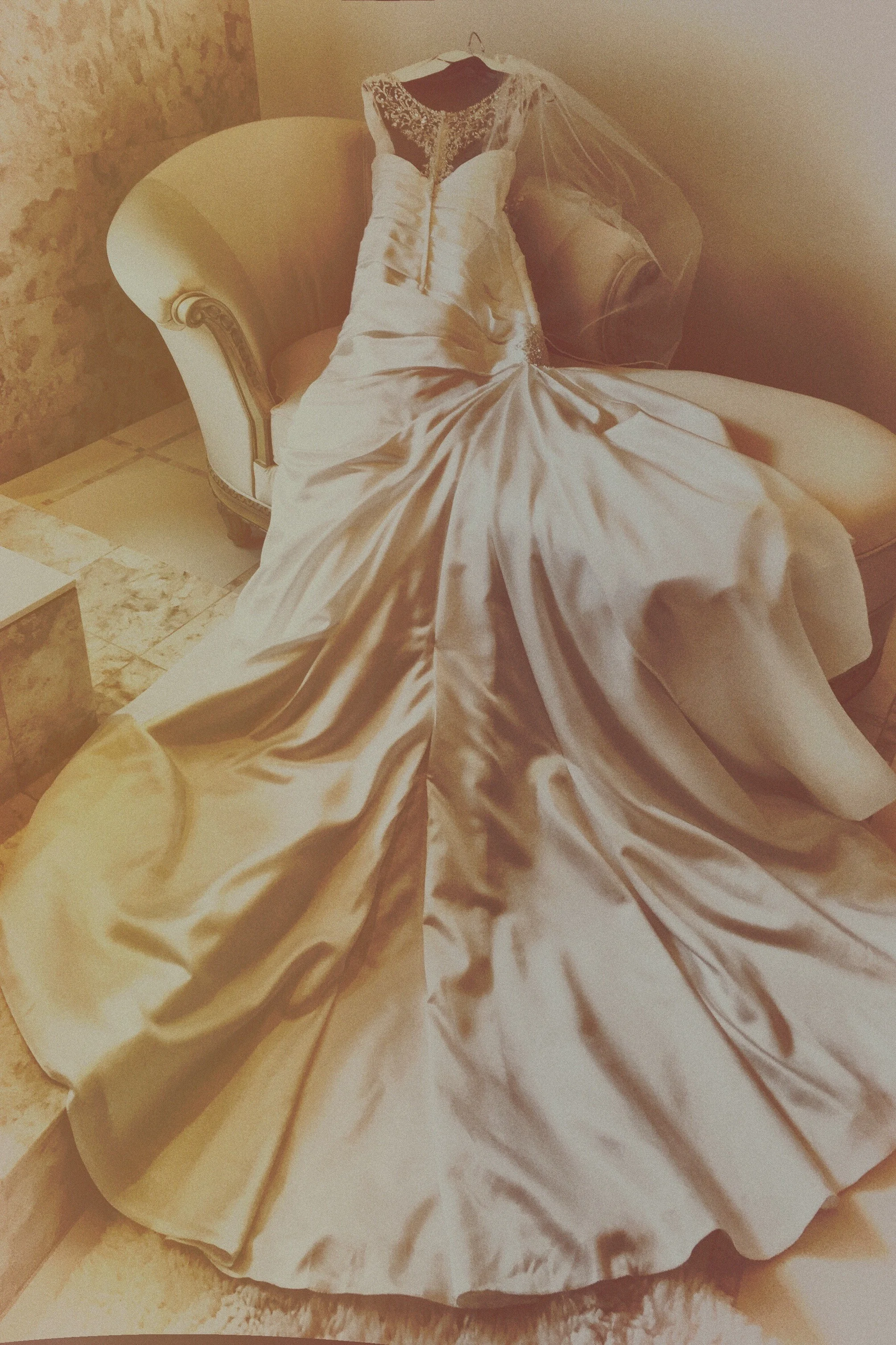 wedding+dress.jpg