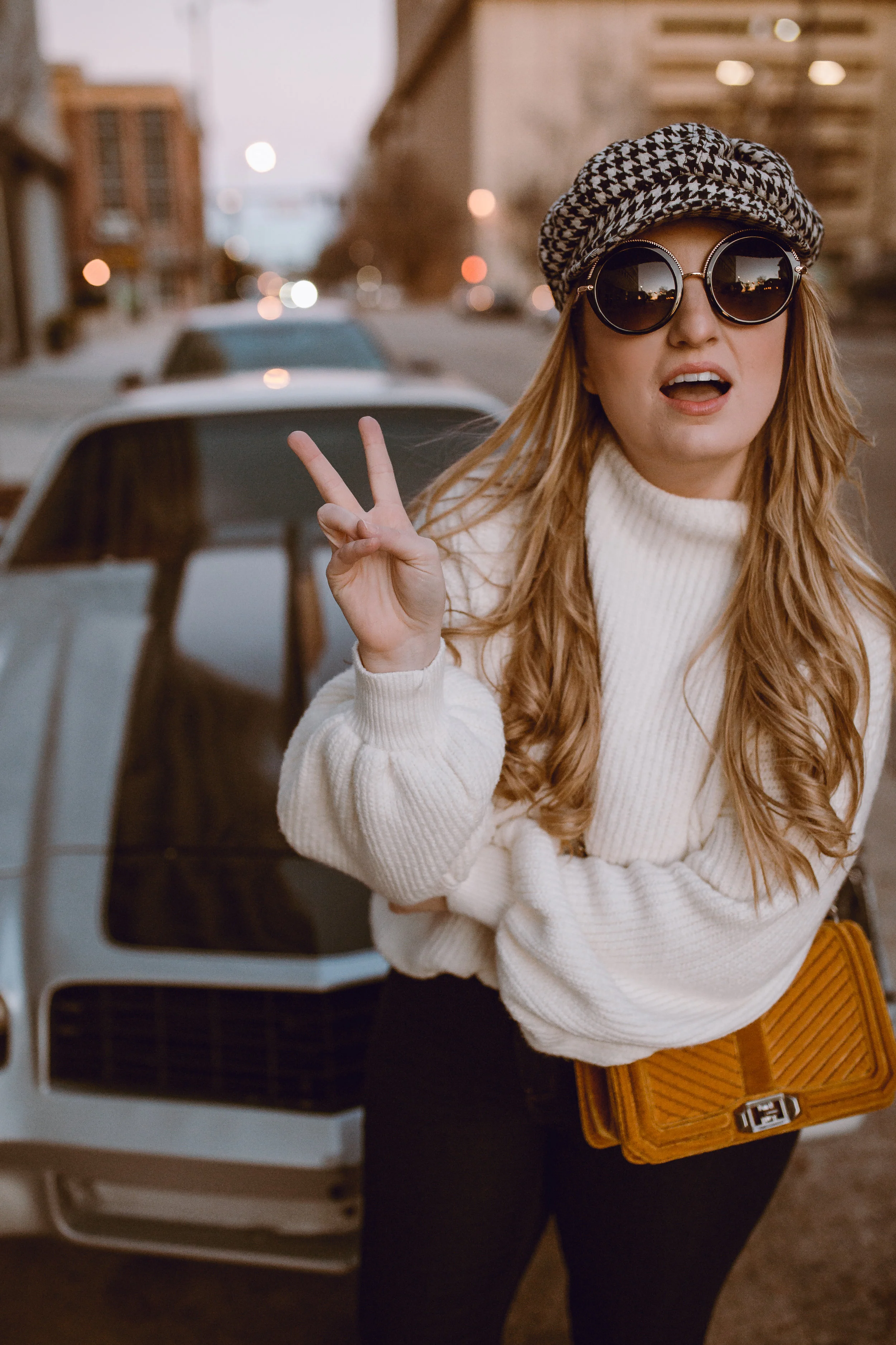 how to style a 70's retro look