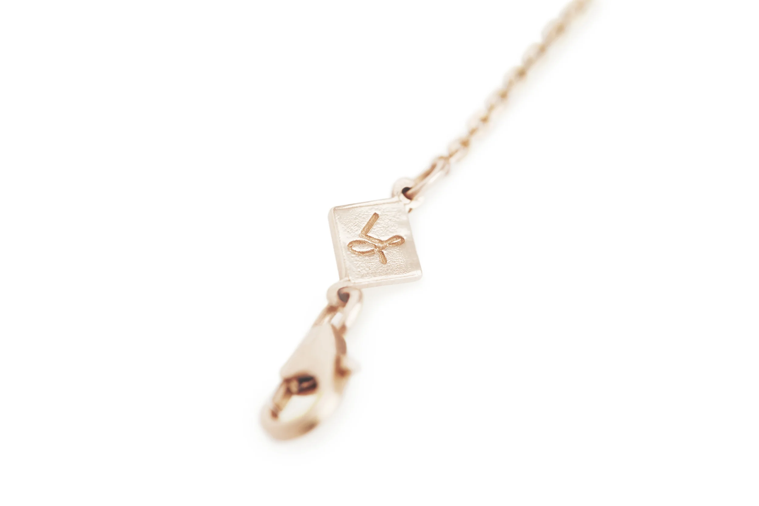 Lane+Lanae_hamsa_7924-rose-gold.jpg