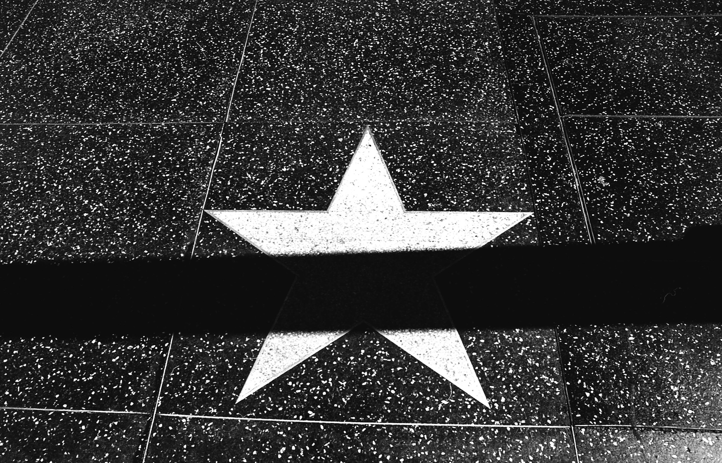 empty star.jpg