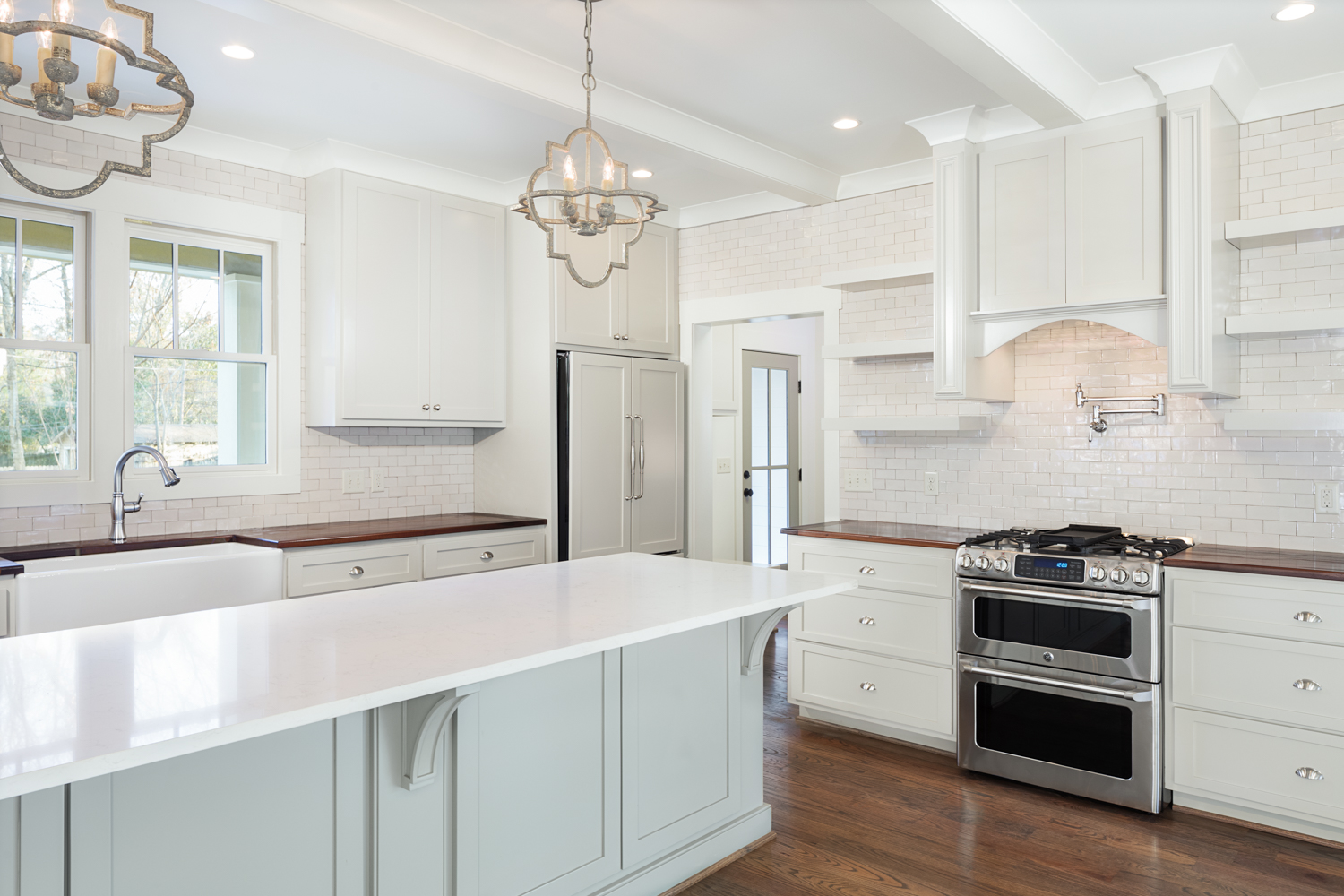 Tommy Daspit is the best architectural, commercial, and real estate photographer in Birmingham, AL.