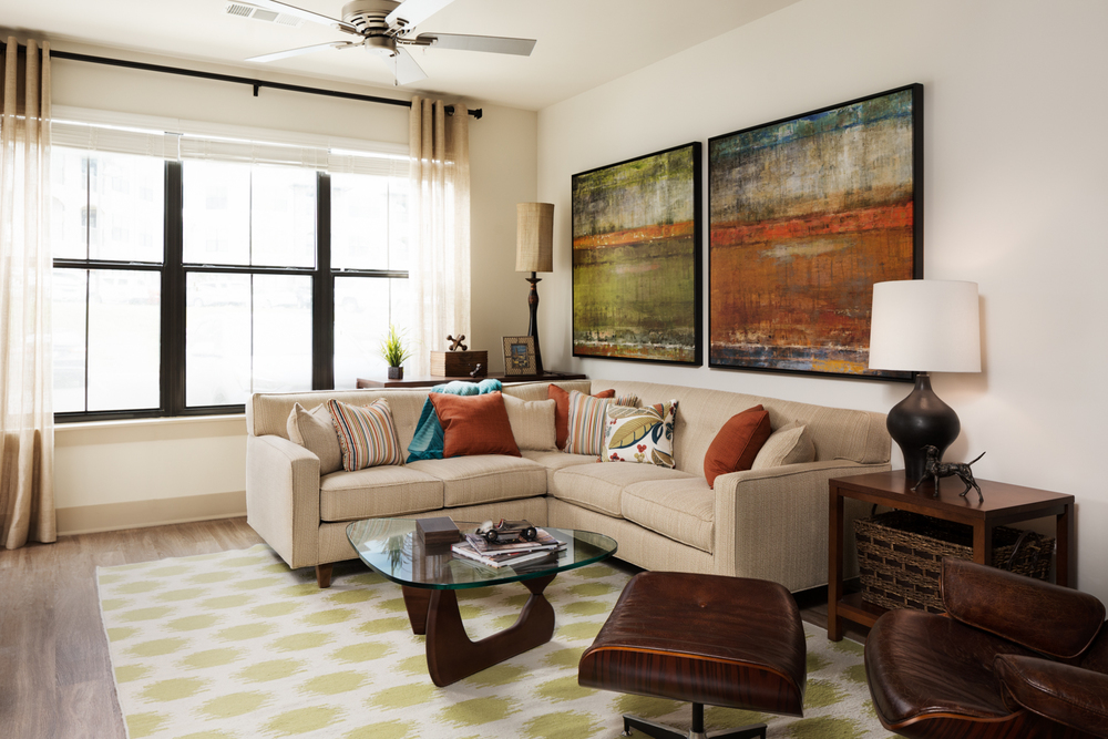 4700 Colonnade Apts 0021.jpg