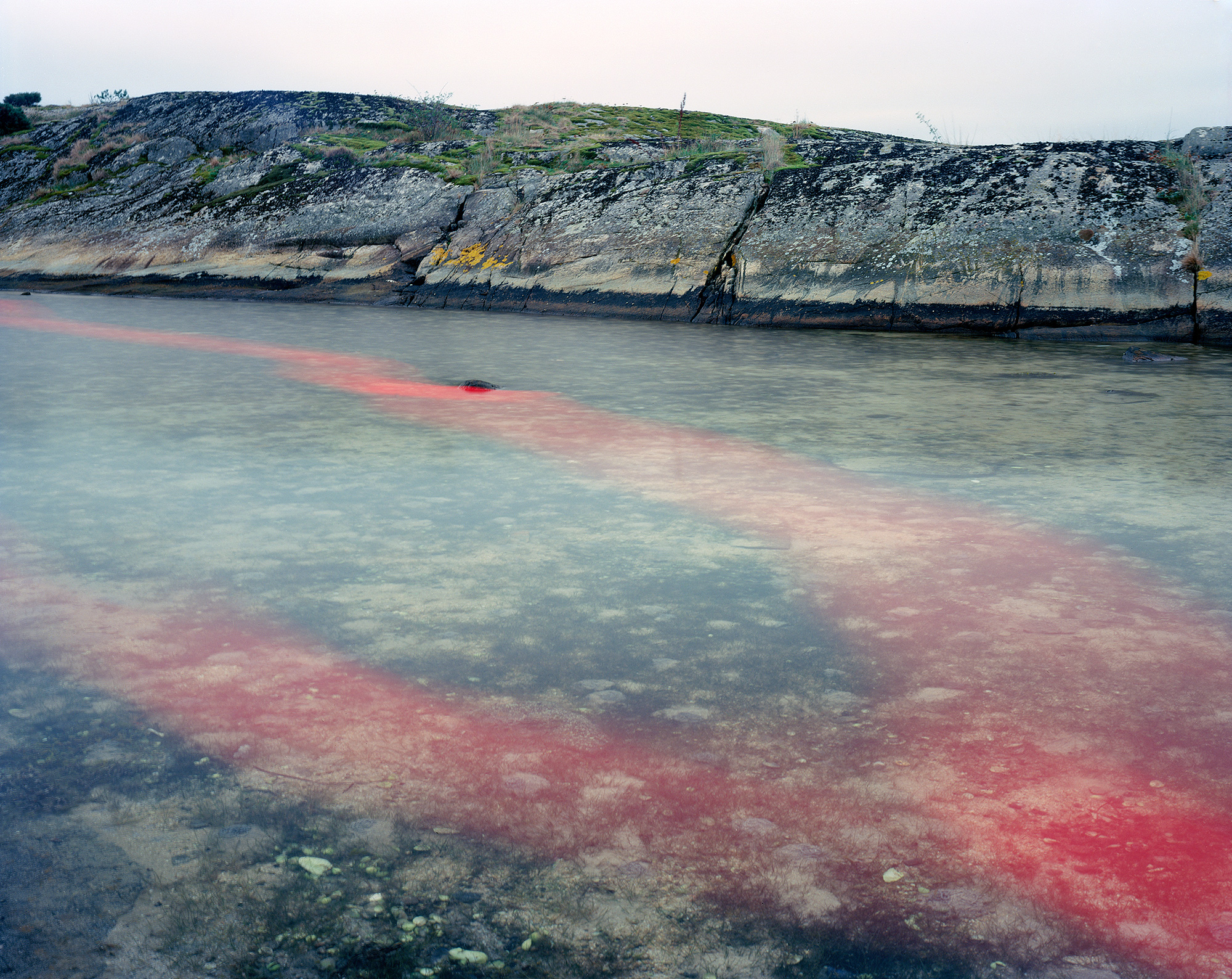 Cloth and styrofoam #02 2013 C-print, analog 1/18