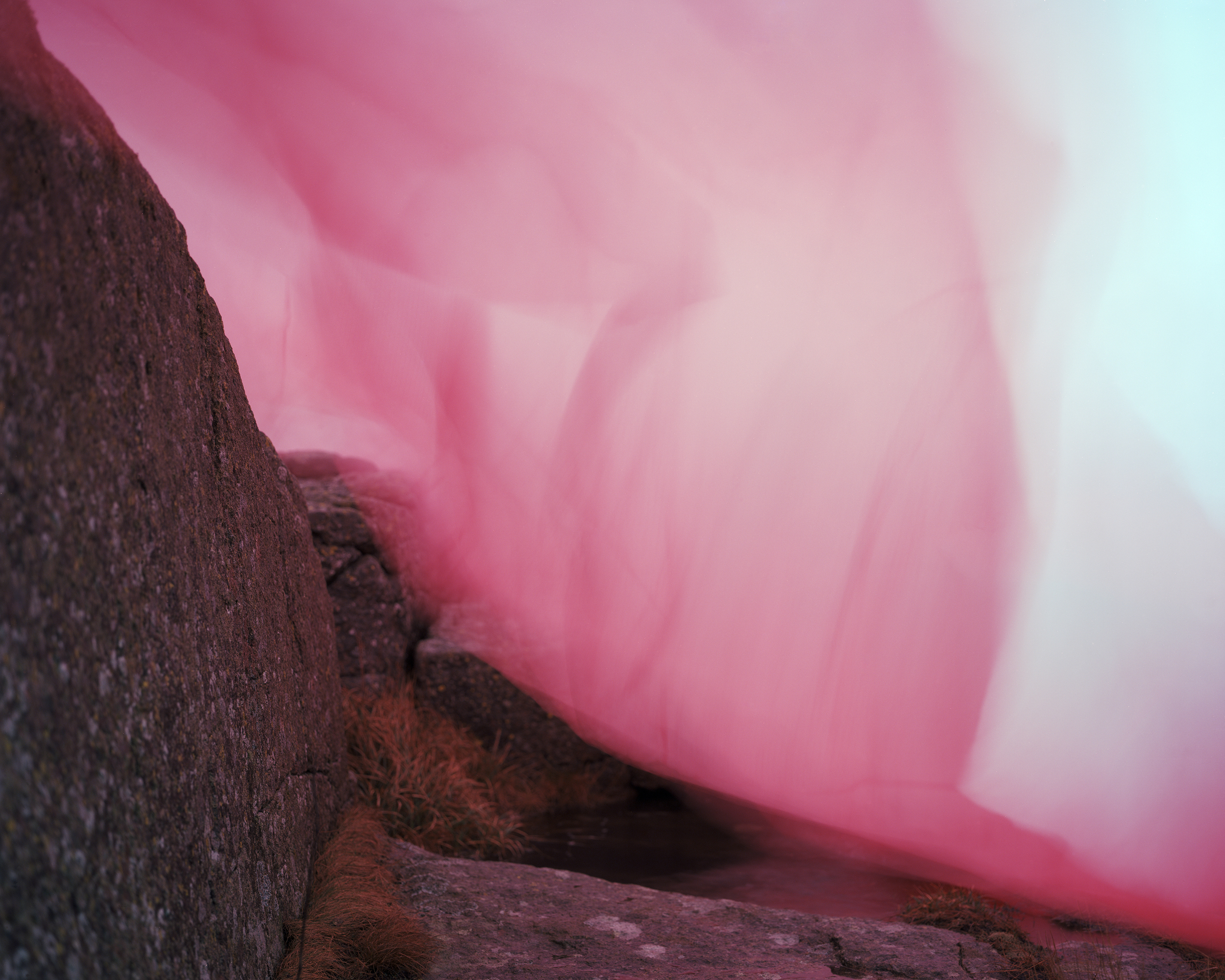 Cloth and string #08 2016 C-print, analog 1/18