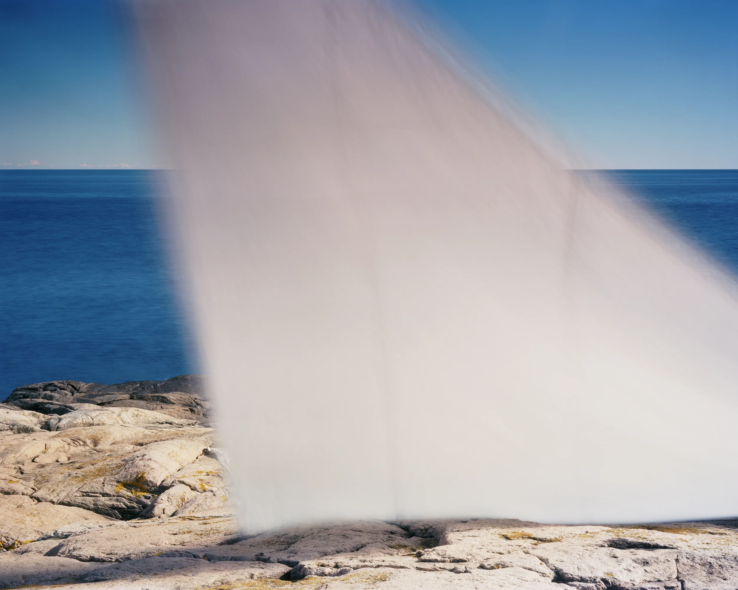 String, cloth and kite #06 2015 C-print, analog 2/18