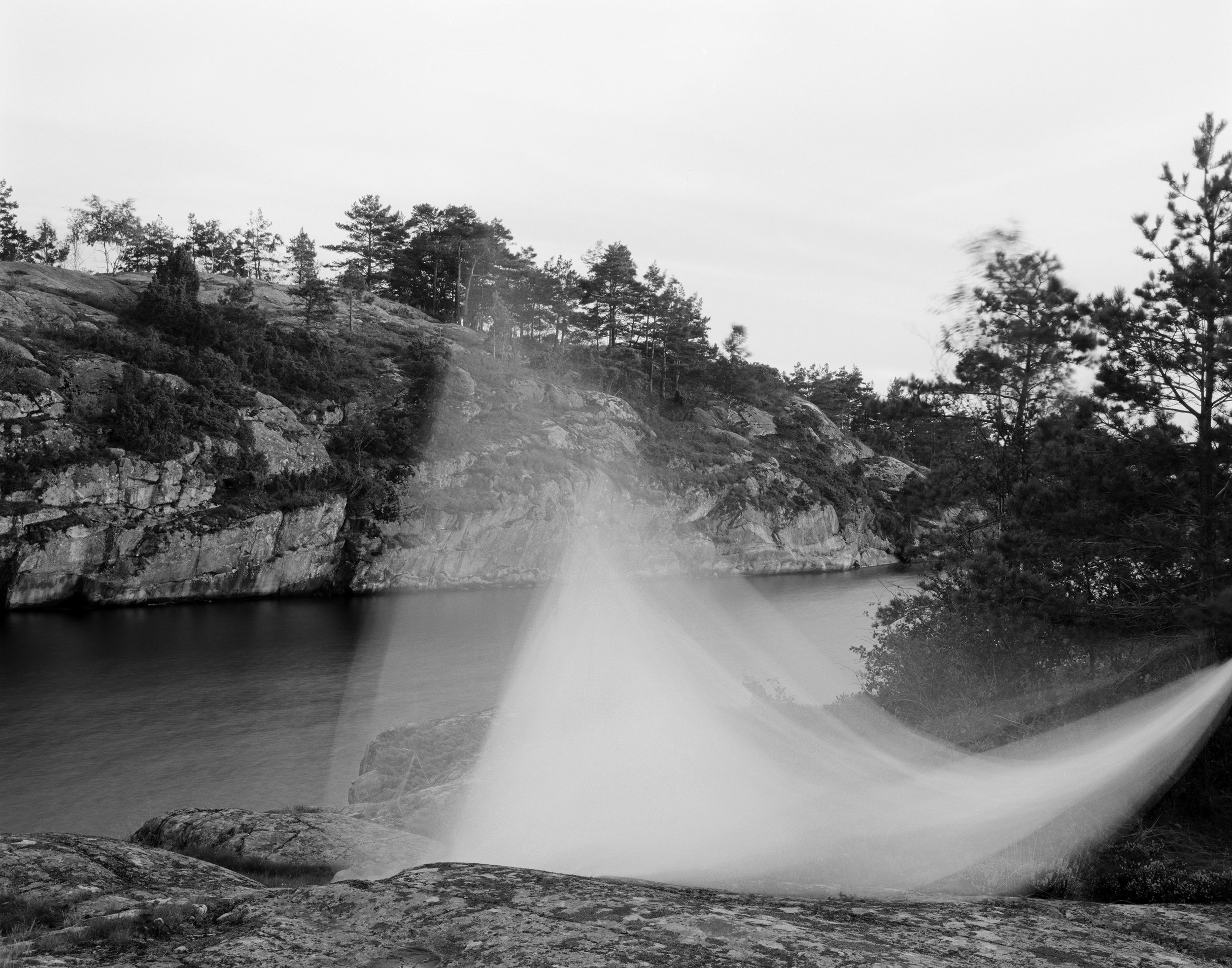 String, cloth and kite #07 2015 Silver gelatin print 2/18