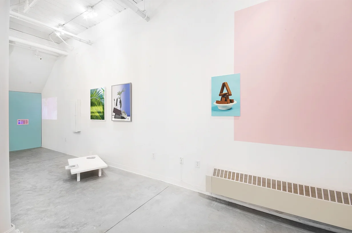 07_BESIDES_GRIN_GROUP SHOW.jpg