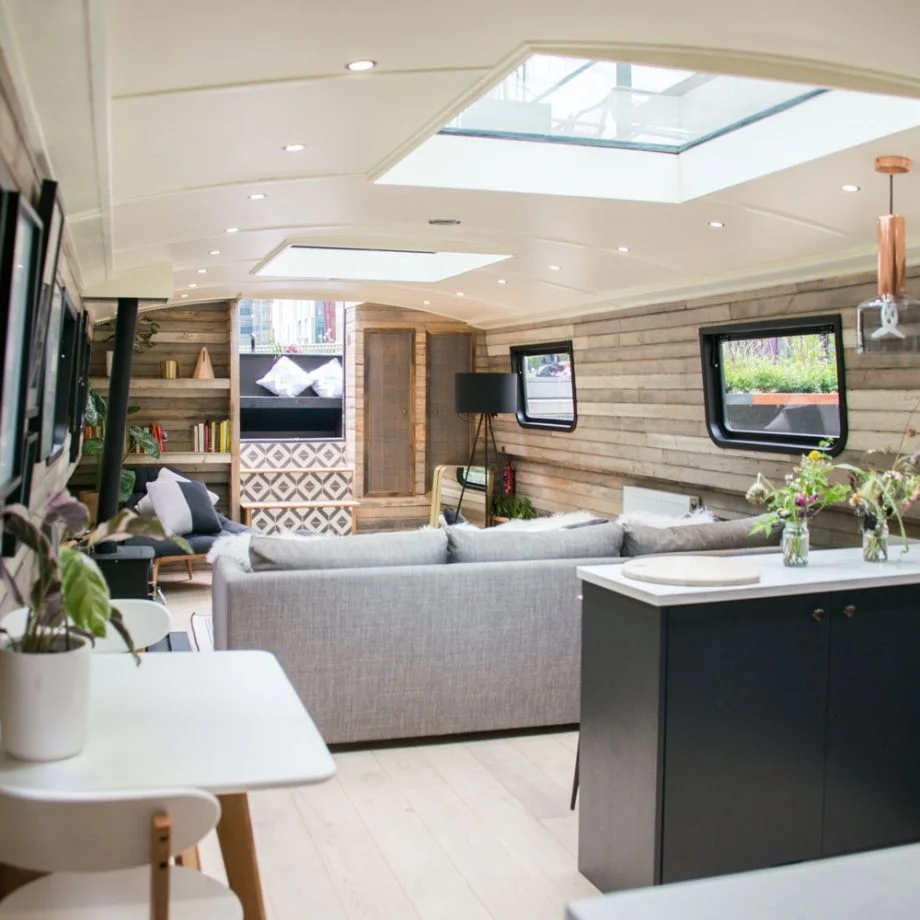 Living area.jpg