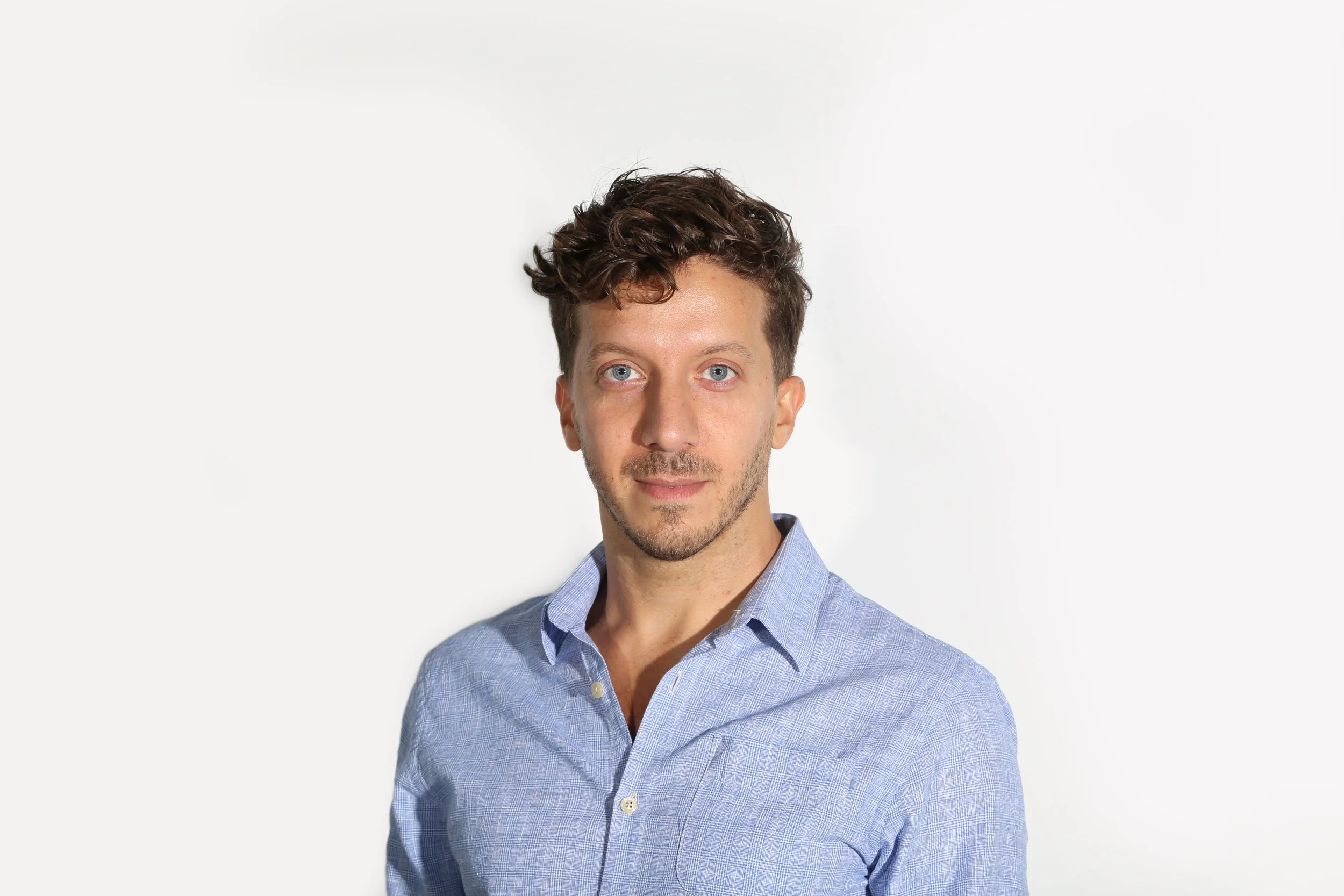 Gianluca Vincentini.jpg