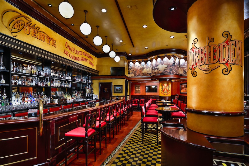 The bar at Casa Fuente