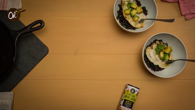 Oh! Veggies Presents: Black Bean Spinach & Fried Egg Bowl