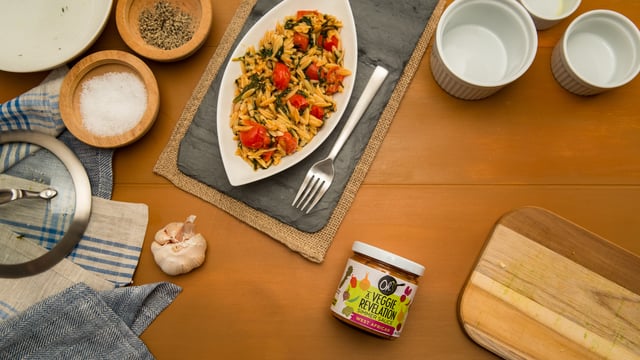 Oh! Veggies Presents: Spinach Tomato Orzo