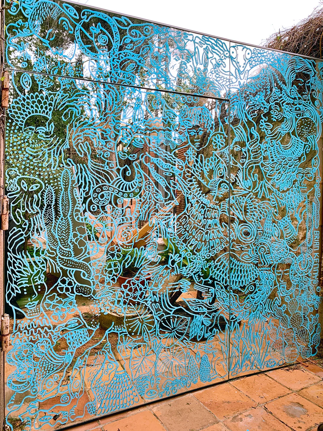 BK_villaromaine_bluewall_web.jpg