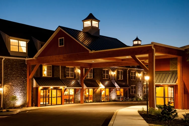BW Intercourse Village Inn.jpg