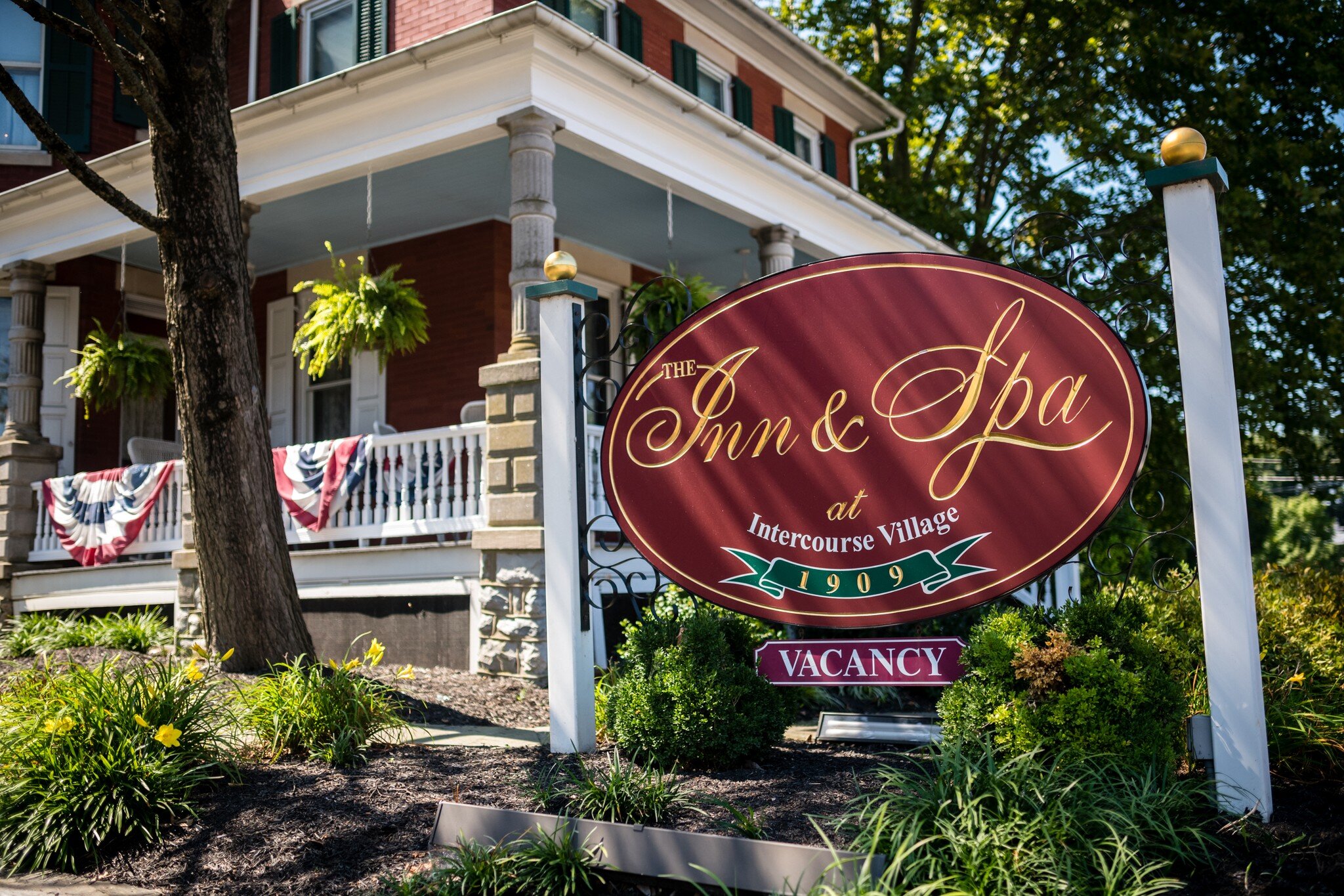 Are you one of those lucky few that don't have Halloween plans this evening and are just looking to escape the candy craziness? Consider seeking refigure in style. Book a visit with The Inn and Spa at Intercourse Village. 

This boutique inn and spa 