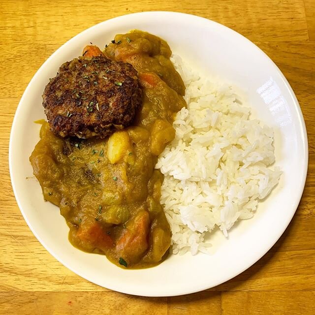 Since I found out that the Curry House in LA&rsquo;s Little Tokyo closed, I&rsquo;ve been craving one of my favorites from there: Japanese-style hamburger curry. Today, I was finally able to gather the proper ingredients to make my own version of it.