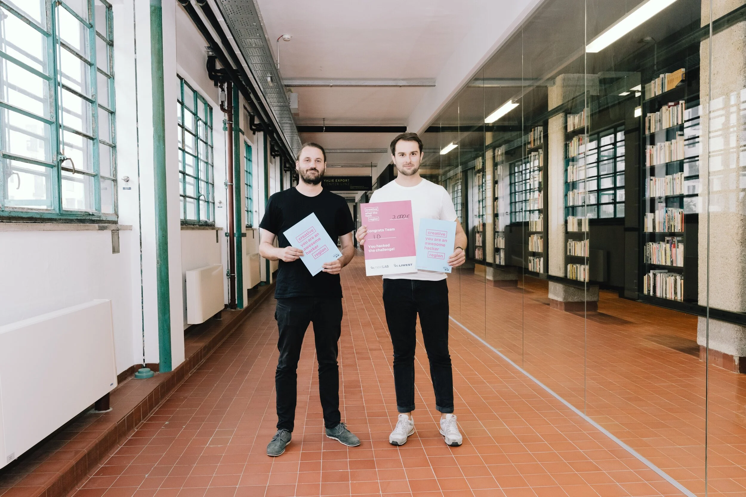 Team_ID gewinnt Hackathon