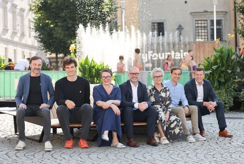 Ein:Blick - Flügel am Pfarrplatz