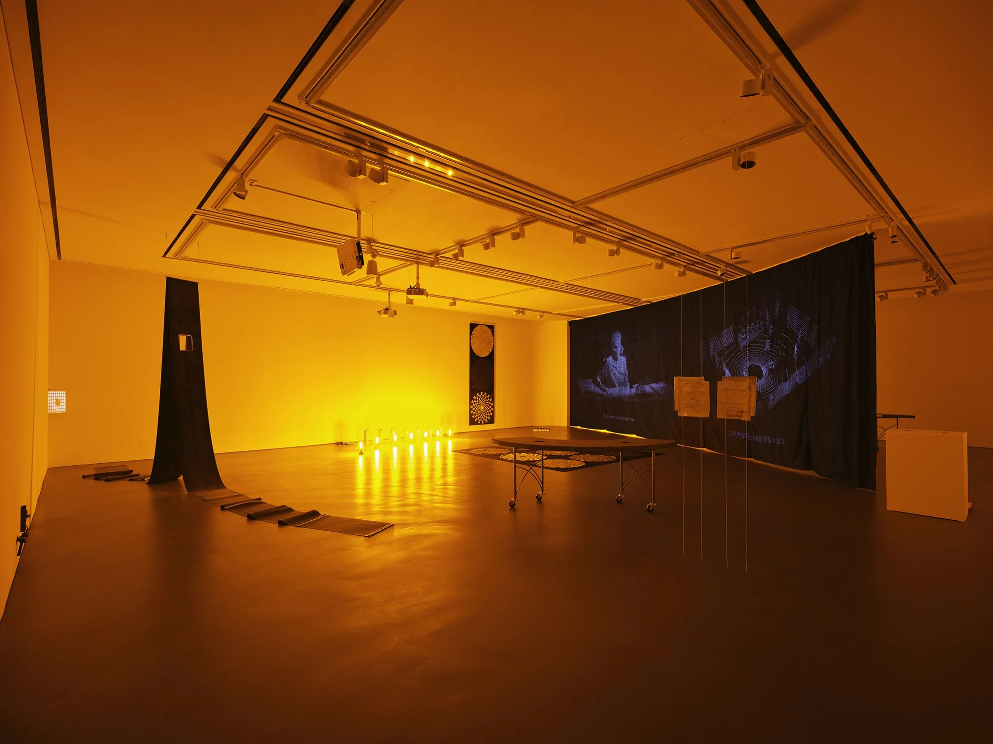 202510_기획전_sent in spun found_디스플레이이미지_gi_ginny_huo_lowres(12).jpg