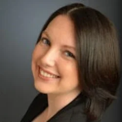 Nicole Fox Joined in 2016 - Alto 2 Nicole is the Artistic Assistant at the Young People’s Chorus of New York City. She earned her Bachelor of Arts Degree in Music Industry from SUNY Oneonta, and is currently pursuing a Masters of Public Administration in Nonprofit Management at Baruch College.