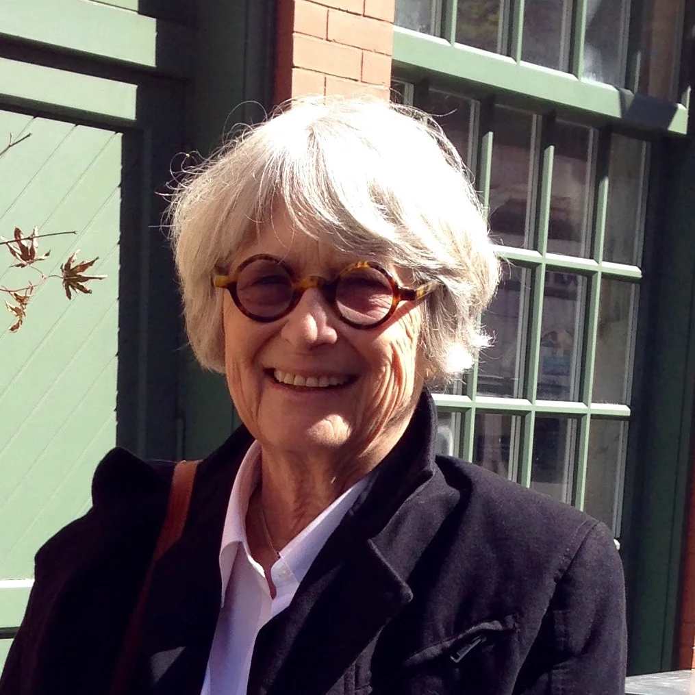 Diane Fairbank Joined 2007 - Alto 1 Diane worked full-time as a speechwriter for the President of NYU. Now semi-retired, she enjoys walking, reading and moviegoing.