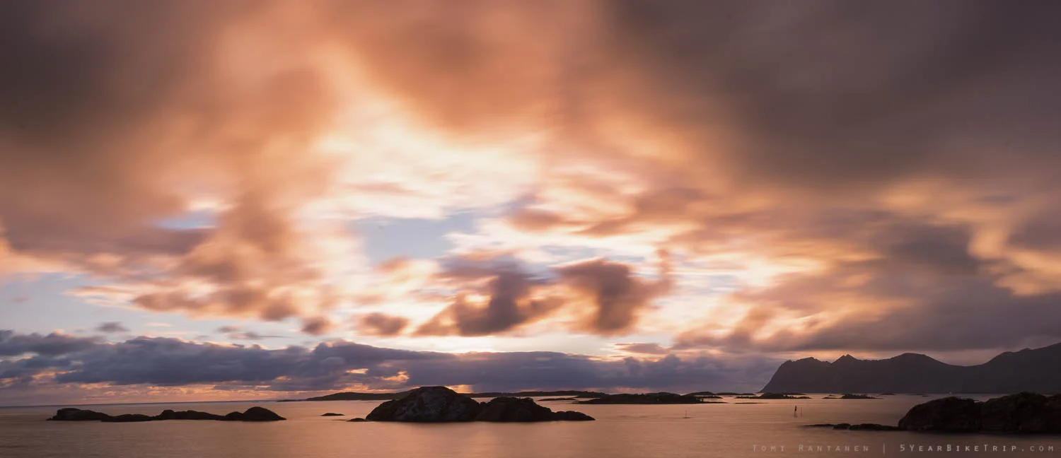 Soft sunset and clouds at 30sec exposure.