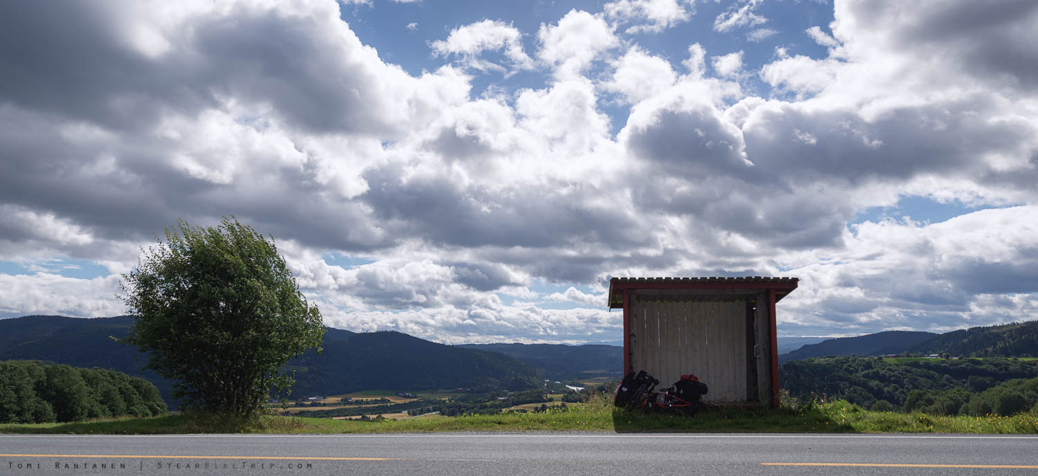 Bus stop somewhere west of Trondheim.
