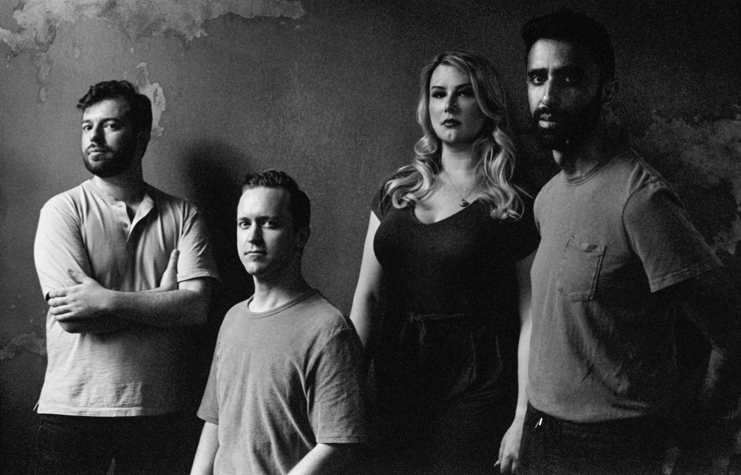 Album Release Tour starts tonight!
8pm at @publicrecordsnyc.

📷: @ebruyildiz 
#thewesterlies #westerliesparadise