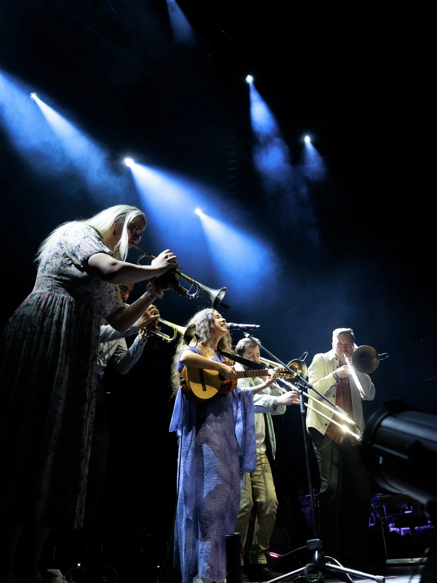 #tbt to sharing the stage with @silvanaestradab for three nights in Mexico City ❤️

📷: @hpellerano 
#thewesterlies #silvanaestrada