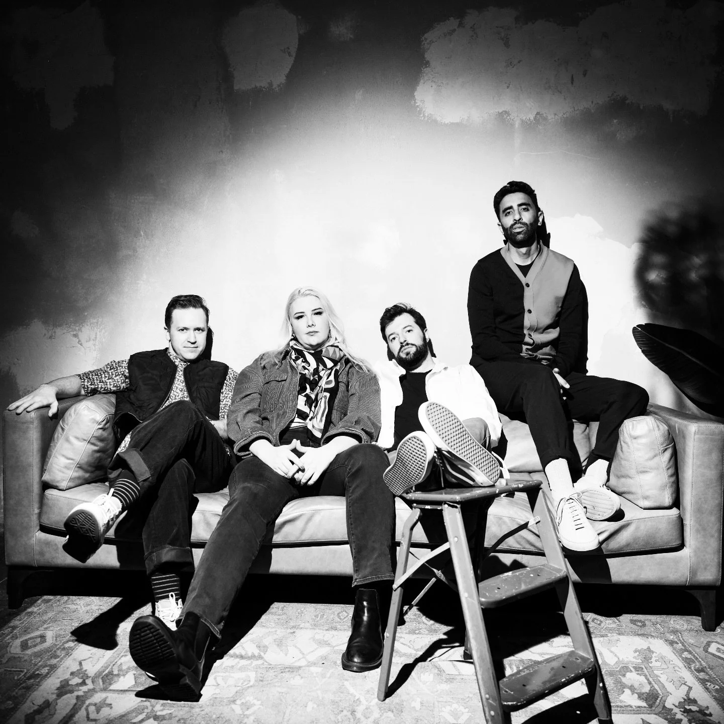 NEW ALBUM DROPS AT MIDNIGHT

📷: @weirdhours