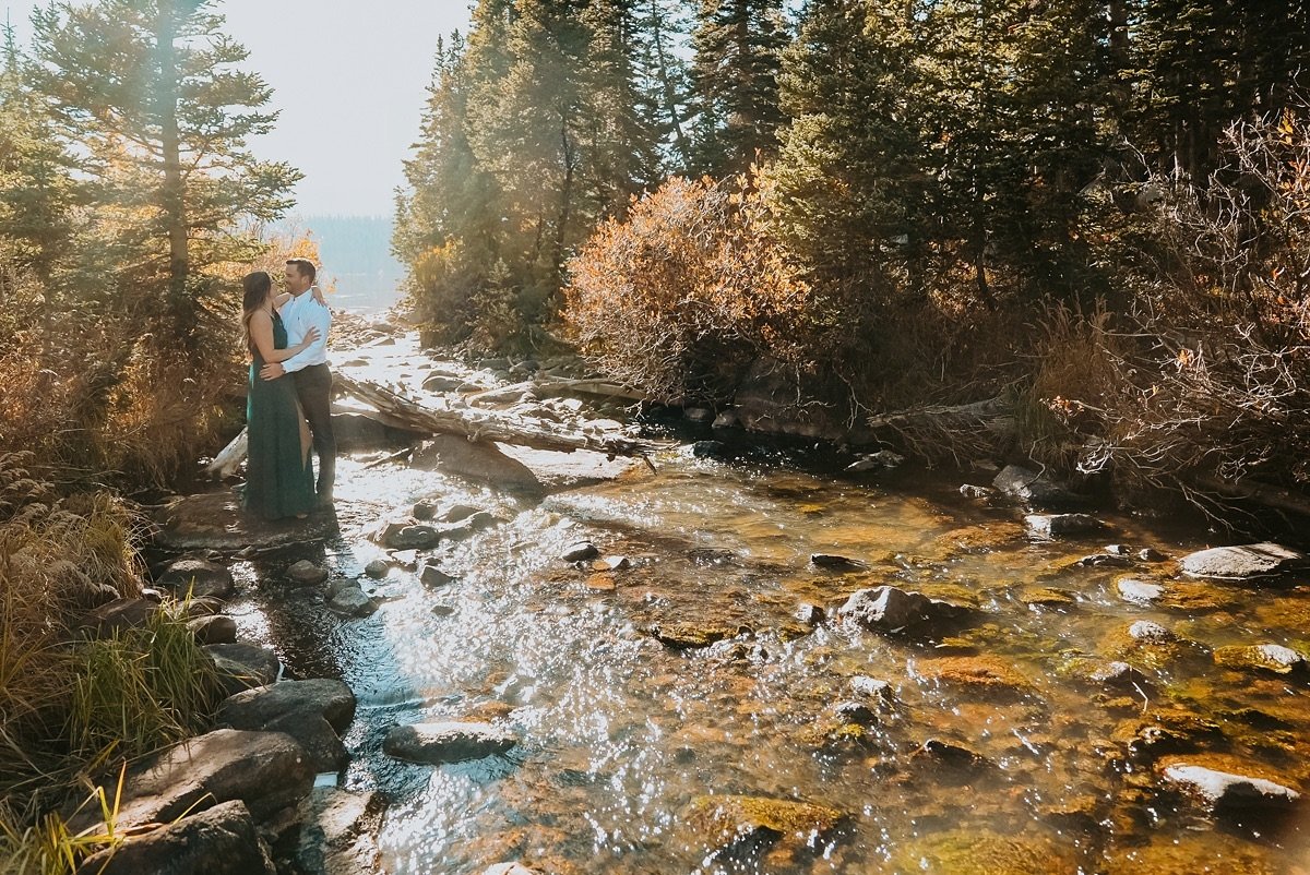 Spring weekend vibes feeling like this 🌻
.
.

.
.
.
#coloradoweddingphotographer #coloradobridetobe #coloradoelopementphotographer #coloradoelopement #coloradoelopements #coloradowedding #denverwedding #denverweddingphotographer #denverwedding #wash