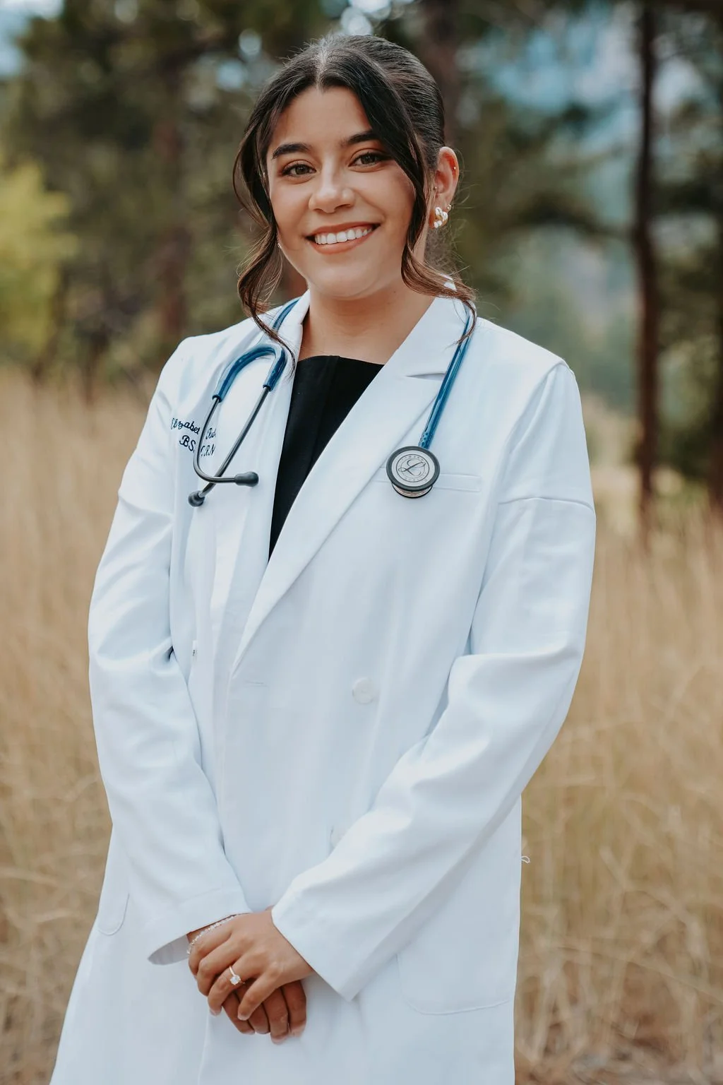 ElizabethRodriguezSeniorPhotos-03.jpg