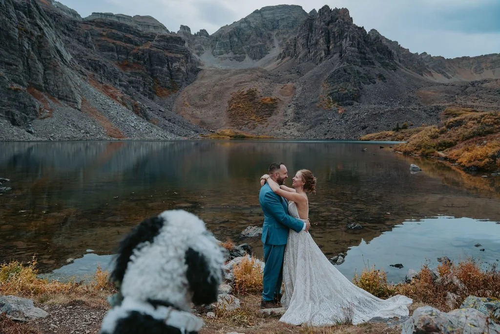 AngelaandEric_CeremonyandHikeDown-086.jpg