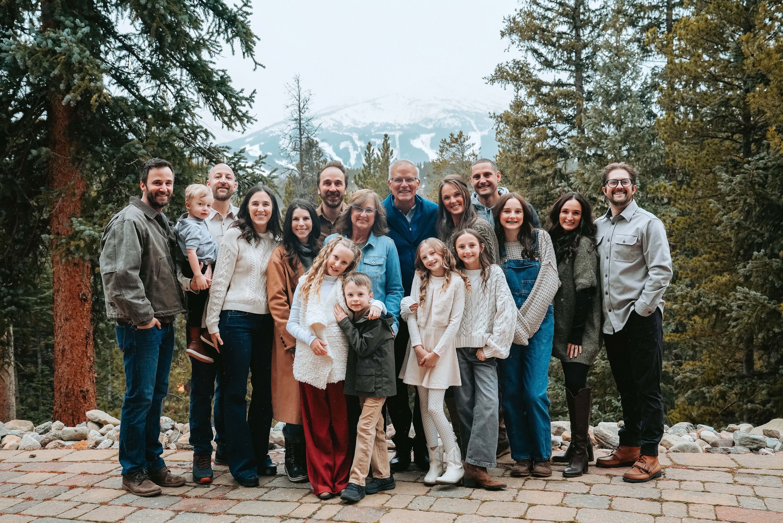 TheCyrFamily-81.jpg