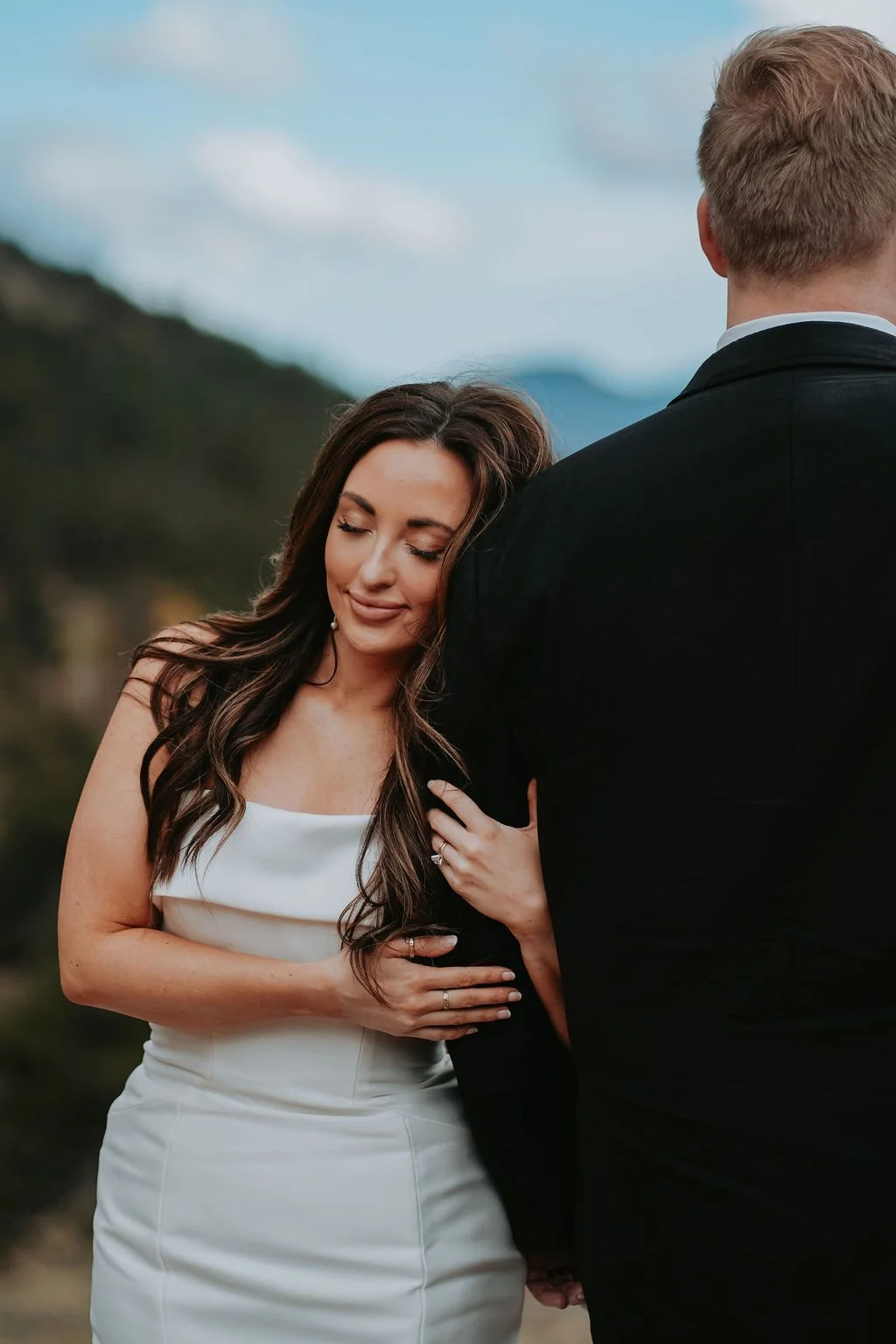 Gabi&Jordan_MountainView-01.jpg