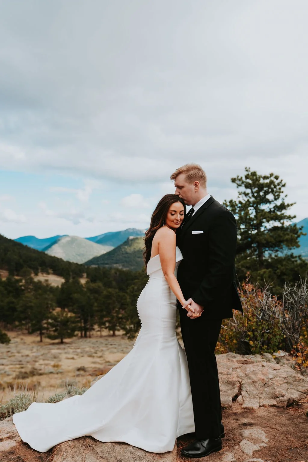 Gabi&Jordan_MountainView-23.jpg