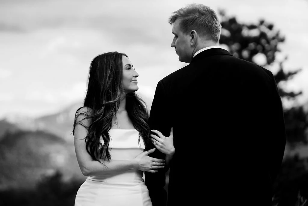 Gabi&Jordan_MountainView-44.jpg