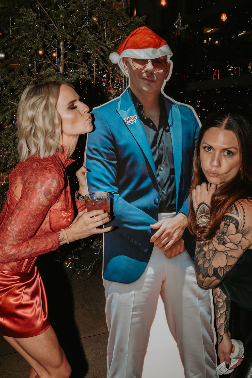 AVeryPitbullChristmas-02.jpg