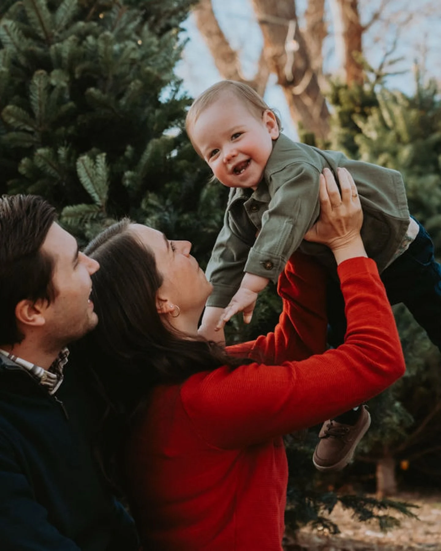 These Christmas tree minis were everything this year! Thank you to all the families who came out! I loved meeting each and every one of you!!
.
.
.
#family #coloradofamilyphotographer #coloradofamilyphotography #denverfamilyphotographer #denverfamily
