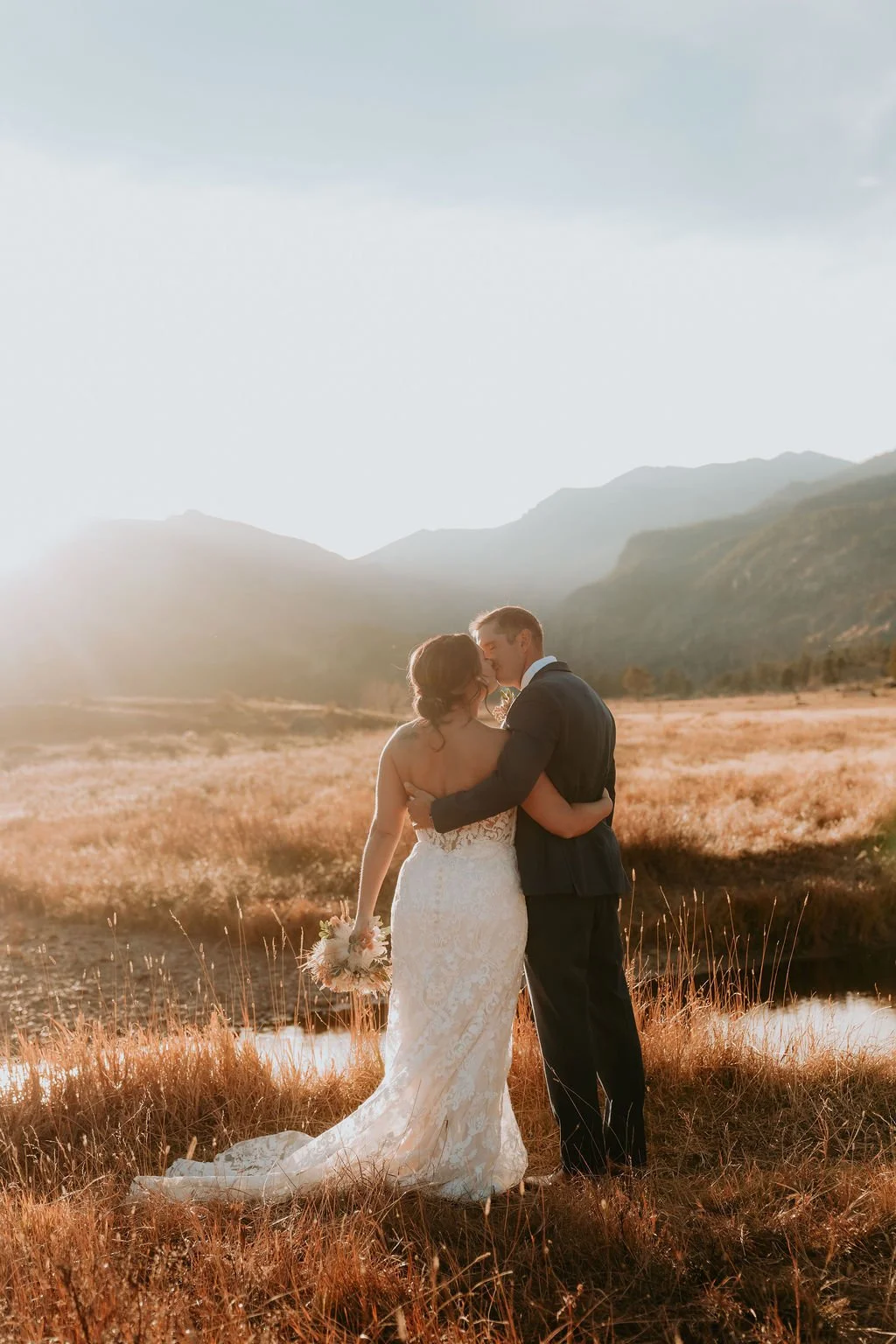 BrieandConnor_MorraineParkGoldenHour-64.jpg