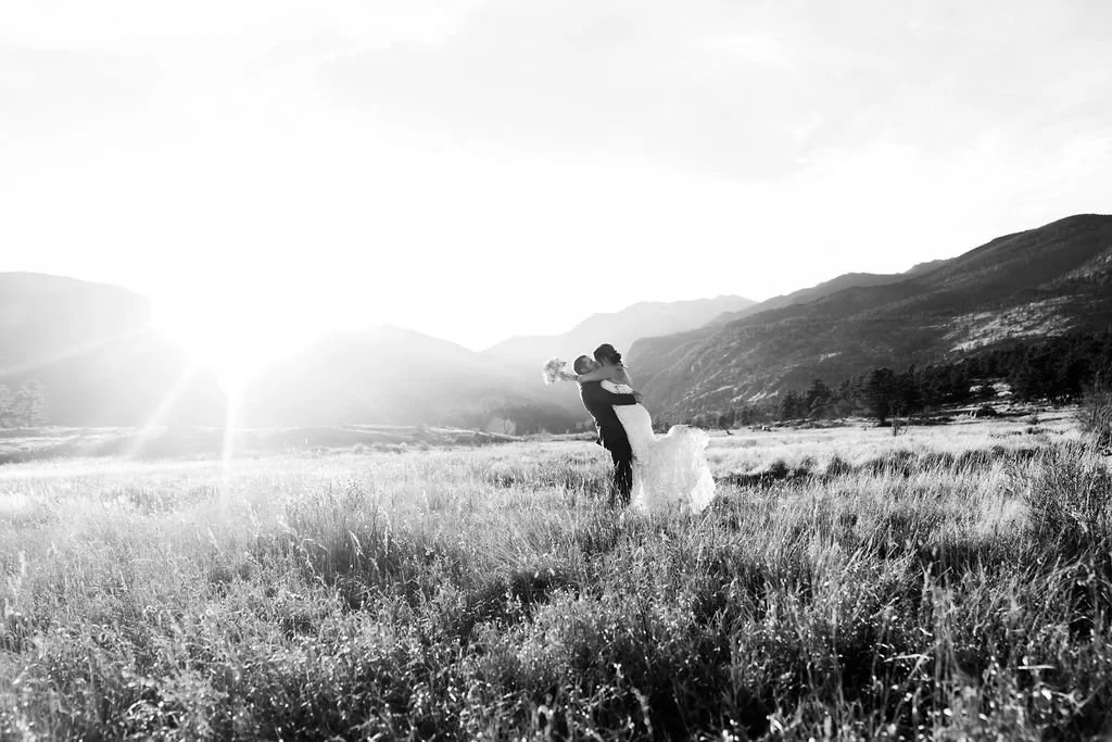 BrieandConnor_MorraineParkGoldenHour-153.jpg