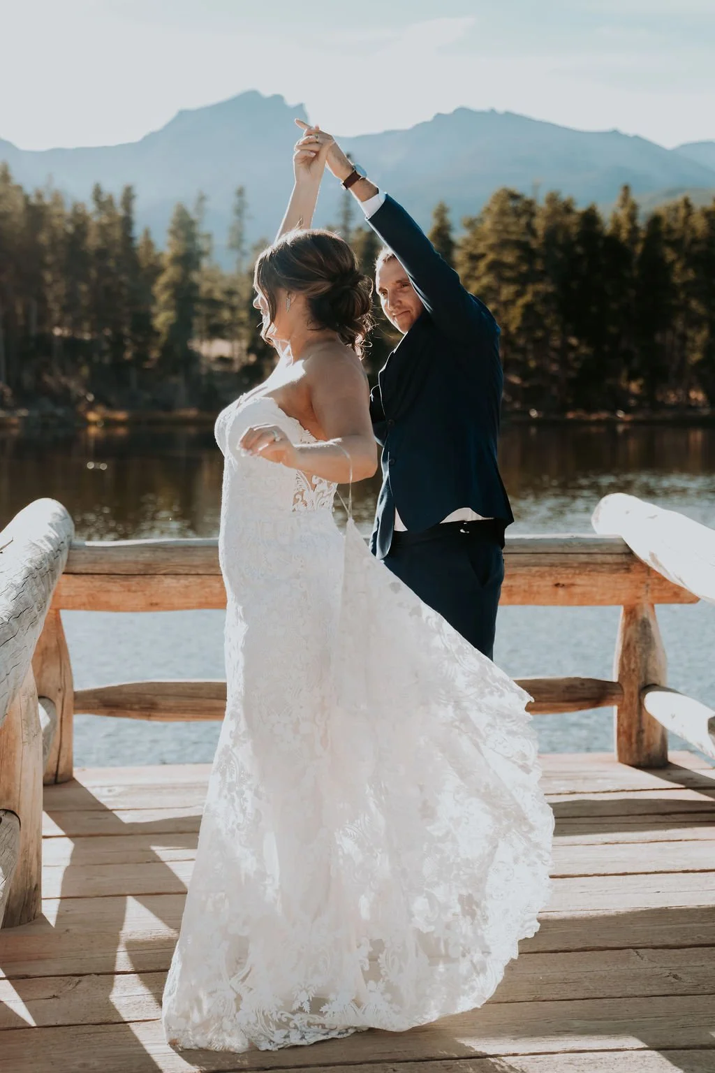 BrieandConnor_SpragueLakeandVows-045.jpg