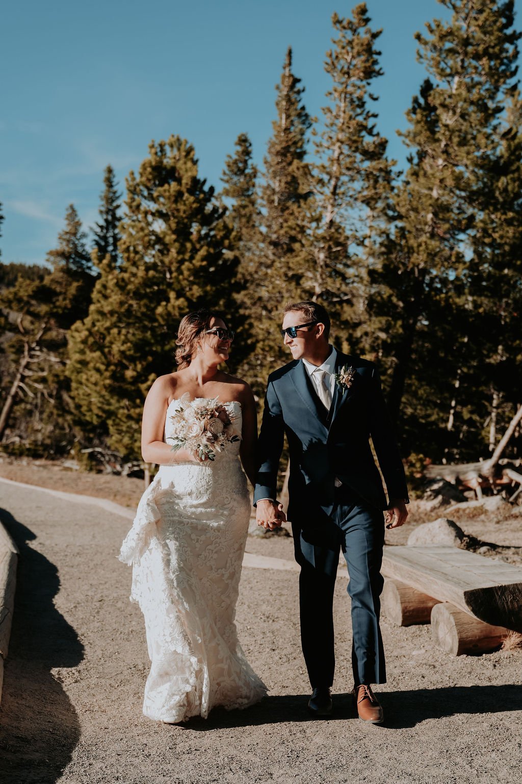 BrieandConnor_SpragueLakeandVows-061.jpg