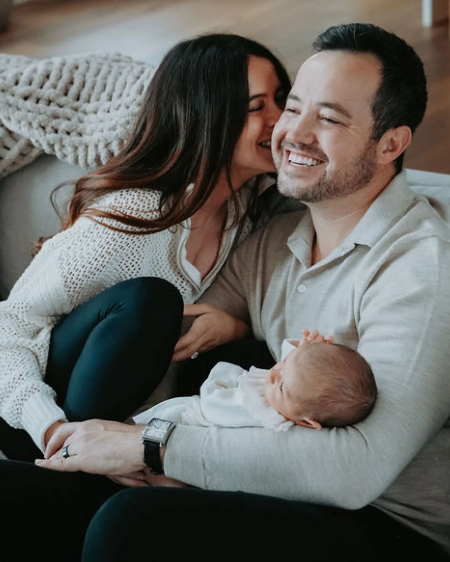 A beautiful time celebrating the birth of baby Cienna ❤️ You are oh so loved ✨Thank you for having me document this time in your lives E+I. 
.
.
.
#newborn #newbornphotography #newbornphotoshoot #denvernewbornphotographer #denvernewbornphotography