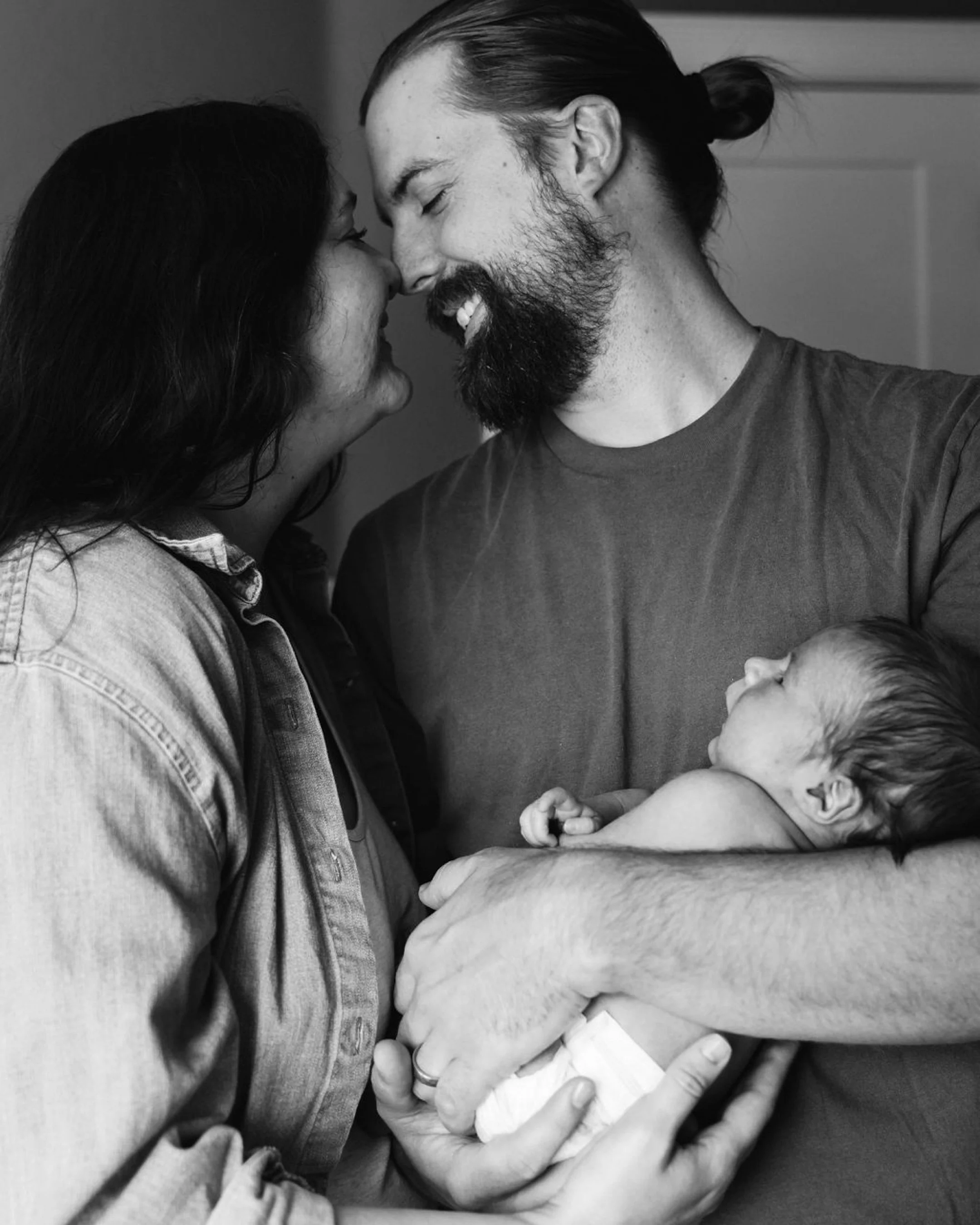 So much fun on this newborn session with the Money family 🤍
.
.
.
#newborn #newbornbabyphotography #denvernewbornphotographer #denvernewbornphotography #coloradonewbornphotographer 
.
.
.
Colorado newborn photographer | Denver newborn photography | 