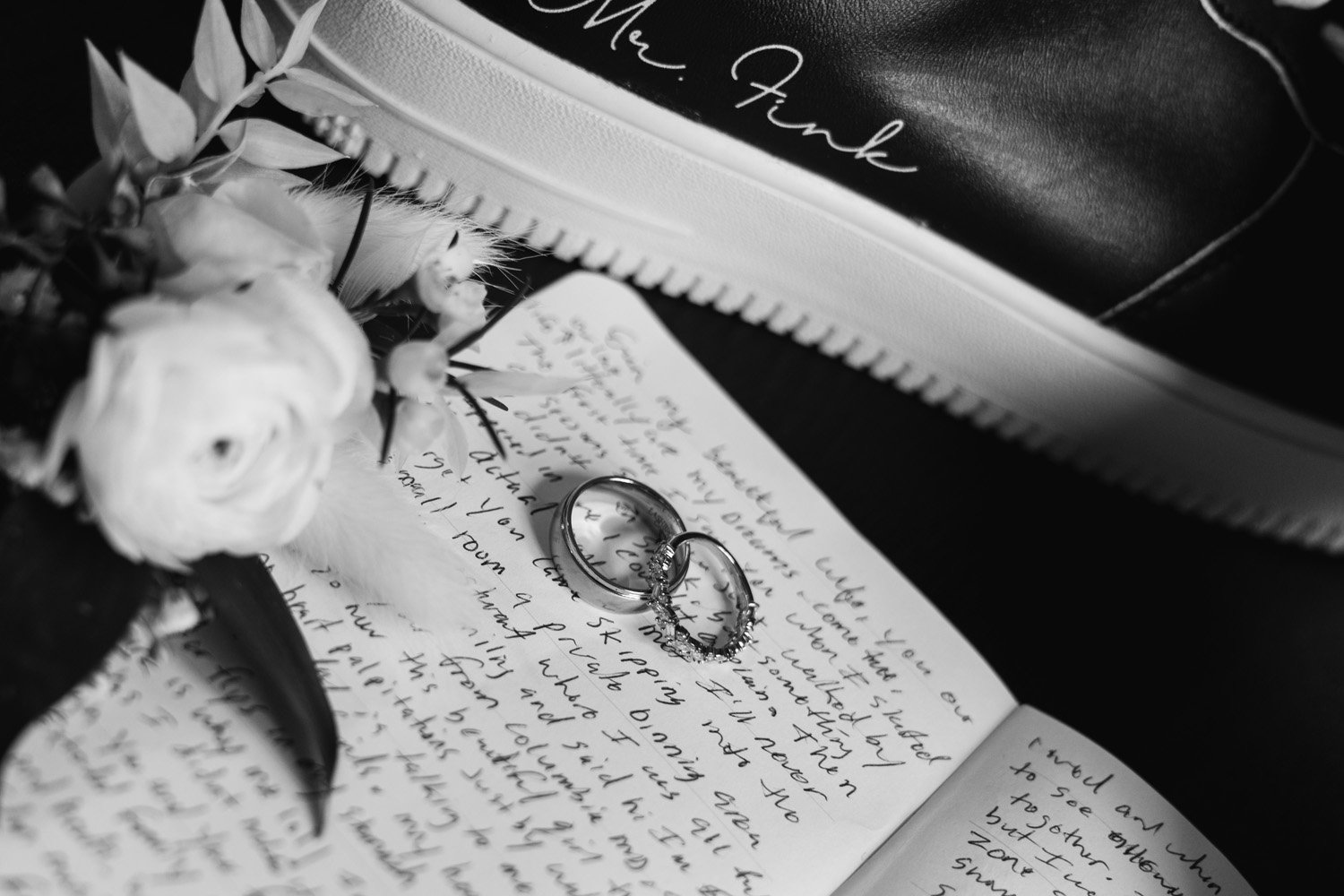 Erin&Eric_GettingReadyandDetails-126.jpg