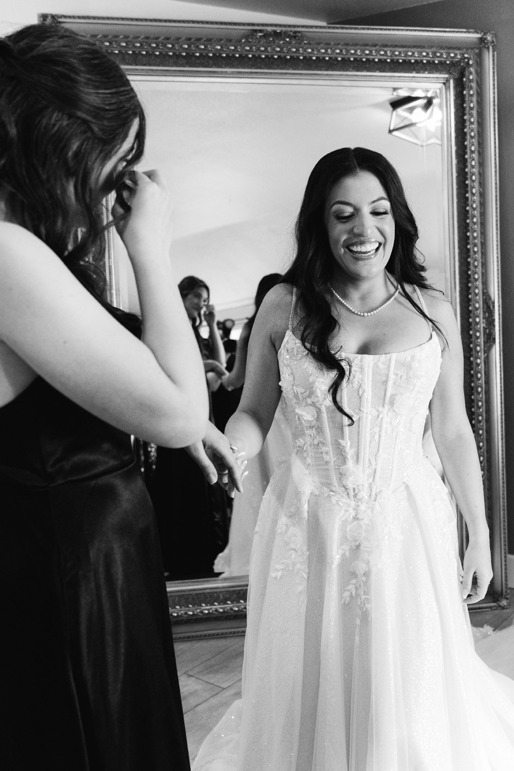 Erin&Eric_GettingReadyandDetails-158.jpg